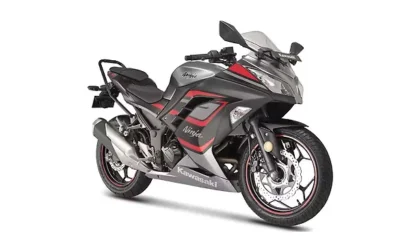 Kawasaki Ninja 300 Available with Rs. 28,000 Discount and Free KYT Helmet