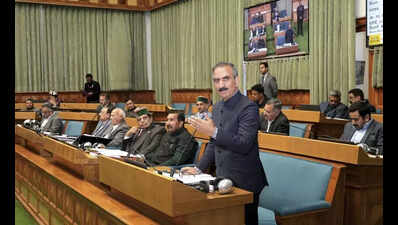 Will discuss vehicle passes in next cabinet meet to address commuters’ concerns: Sukhu