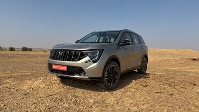 The XUV 7XO is offered with a diesel powertrain, a petrol engine and even an all-wheel drive system for the diesel engine.