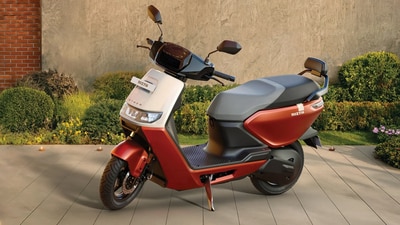 Ather Rizta is offered with multiple battery pack options. It shares its underpinnings with the 450X.