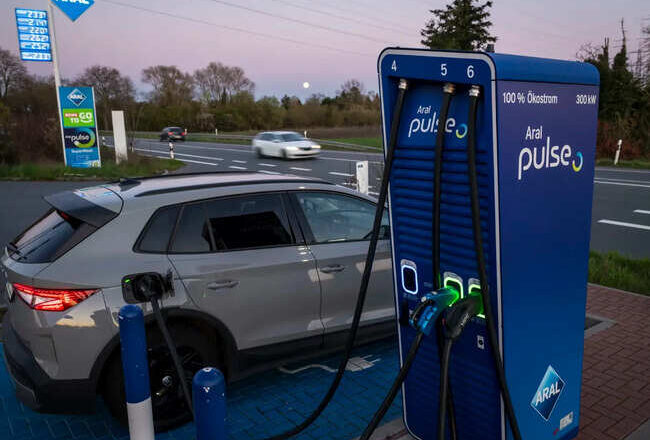 High Gasoline Prices Raise Consumer Interest In Electric Cars