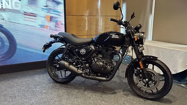 Royal Enfield Hunter 350 Base Premium Variant and Two New Colours Launched