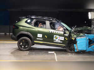 Renault Duster 5 star rating