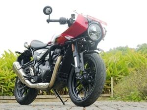 Triumph Motorcycles has recently revised the price of the Triumph Thruxton 400.
