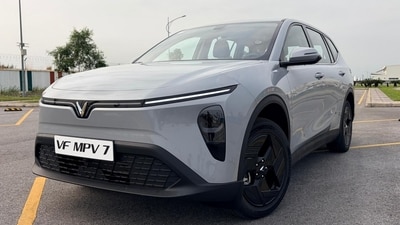 VinFast VF MPV 7 is the third electric car of the brand in India.