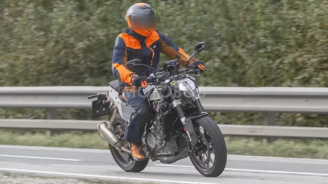 New KTM Duke Twin-cylinder Bike Spied Testing Again