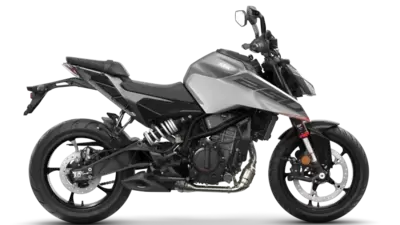 The KTM 250 Duke is known for its aggressive design that gives the bike a bold and masculine road presence.
