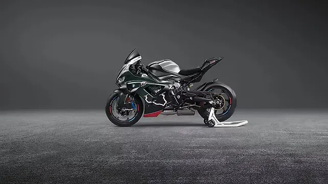 BMW M 1000 RR Isle of Man TT Limited Edition: Image Gallery