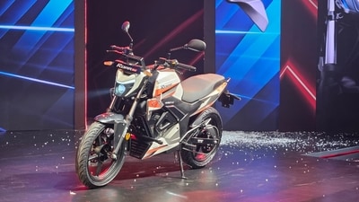 The Oben Rorr Evo is the newest electric streetfighter from the company, priced from  ₹1,24,999 (ex-showroom).