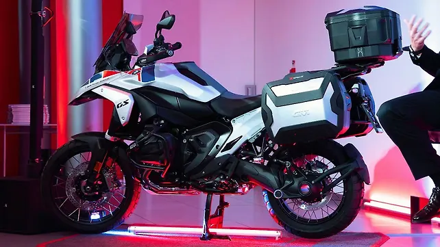 GIVI XSpace 27-36-Litre Expandable Case Revealed