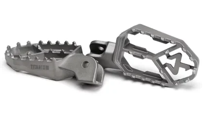 Akrapovic Now Offers Titanium Footpegs