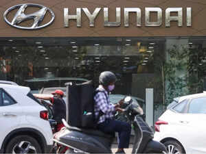 Hyundai Motor's South Korean union approves strike action over stalled wage talks