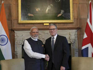 Maruti Suzuki, M&M & Tata Motors  eye UK fast lane under trade pact