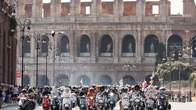 Vespa celebrates 80th anniversary with record-breaking rally in Rome