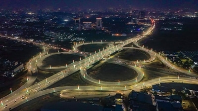 Delhi's 154 entry points will install barrierless, free-flow toll systems to reduce vehicular congestion and emissions.