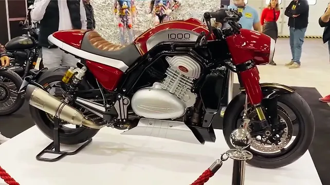 Checkout this Jawa 1000 Sport Cruiser Concept