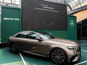 Mercedes AMG (1)