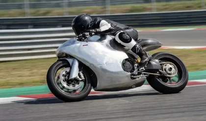 This Bandit9 Ducati 821 is Proper Track Tool