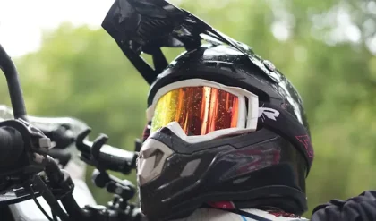 Axor MX Carbon is the World’s Lightest Off-Road Helmet