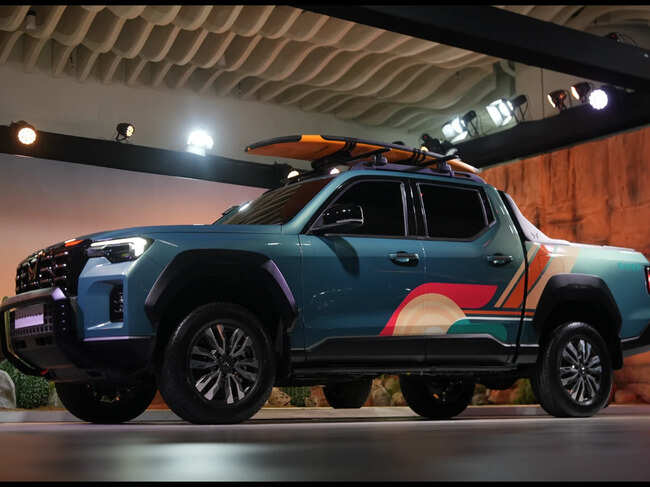 Mahindra scorpio lifestyler Reef Edition
