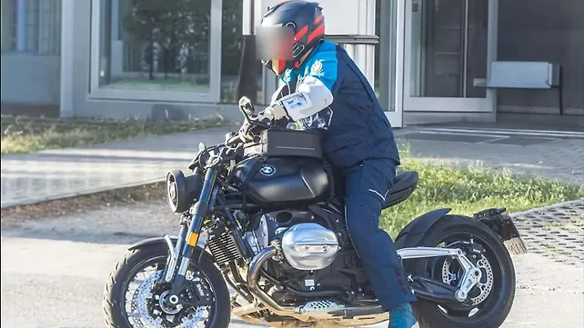 Upcoming BMW R20 Spotted Testing Abroad